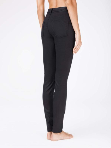 Моделирующие джинсы с высокой посадкой и напылением &quot;под кожу&quot; CON-104