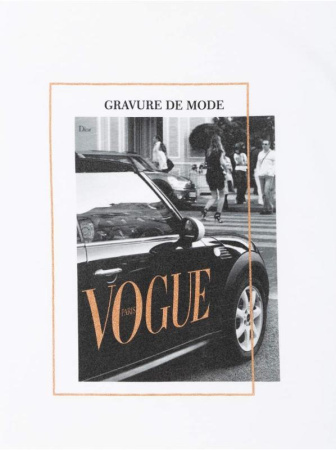 Белая хлопковая футболка с принтом "Vogue" LD 1113 || Джемпер жін. CE LD 1113, р.170-96, white Белая хлопковая футболка с принтом "Vogue" LD 1113 || Джемпер жін. CE LD 1113, р.170-96, white