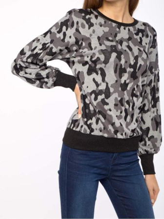 Ультрамодный джемпер с принтом &quot;камуфляж&quot; и мерцающим блеском 839